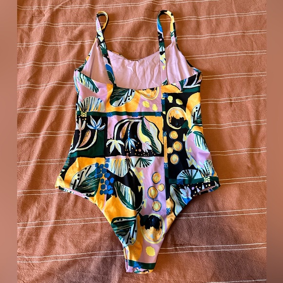 Patagonia One Piece Swimsuit - Picture 3 of 8